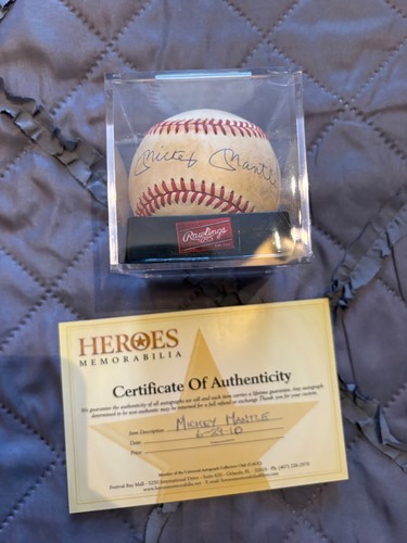 Mickey mantle signed rawlings - mickey,