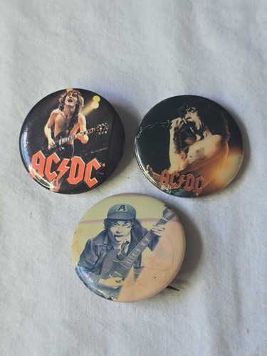 Vintage pinbacks badge - pinbacks,
