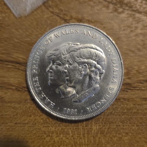 Genuine 1981 hrh the prince - 1981,